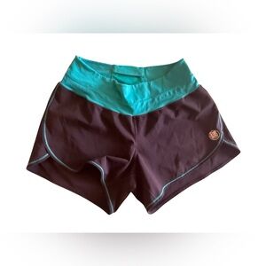 The Loto Women’s Running Shorts Size M Reflective  Lined Gray, Blue. Waistbands